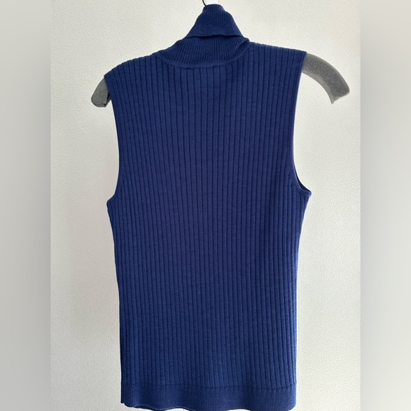 NWT St. John navy blue knit top - Picture 2 of 2